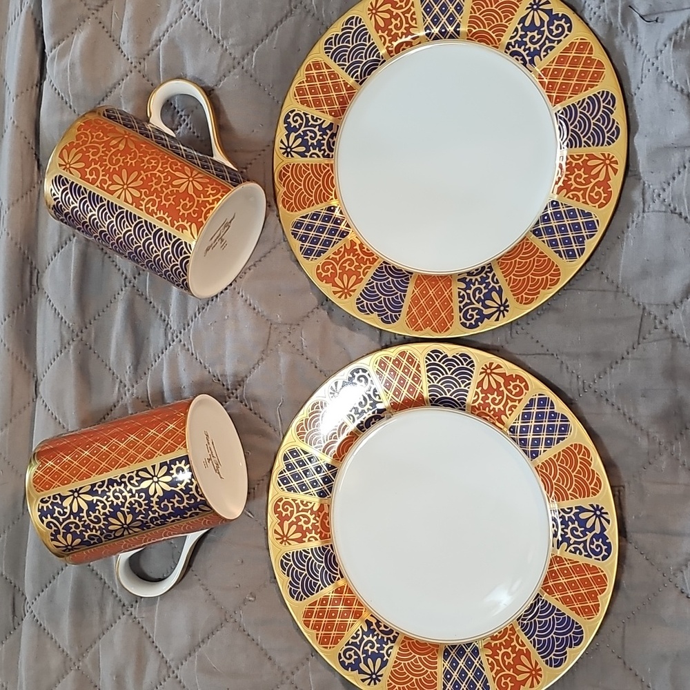 Fitz and Floyd Shinmonzen Fine Porcelain 2 Salad Plates and 2 Mugs